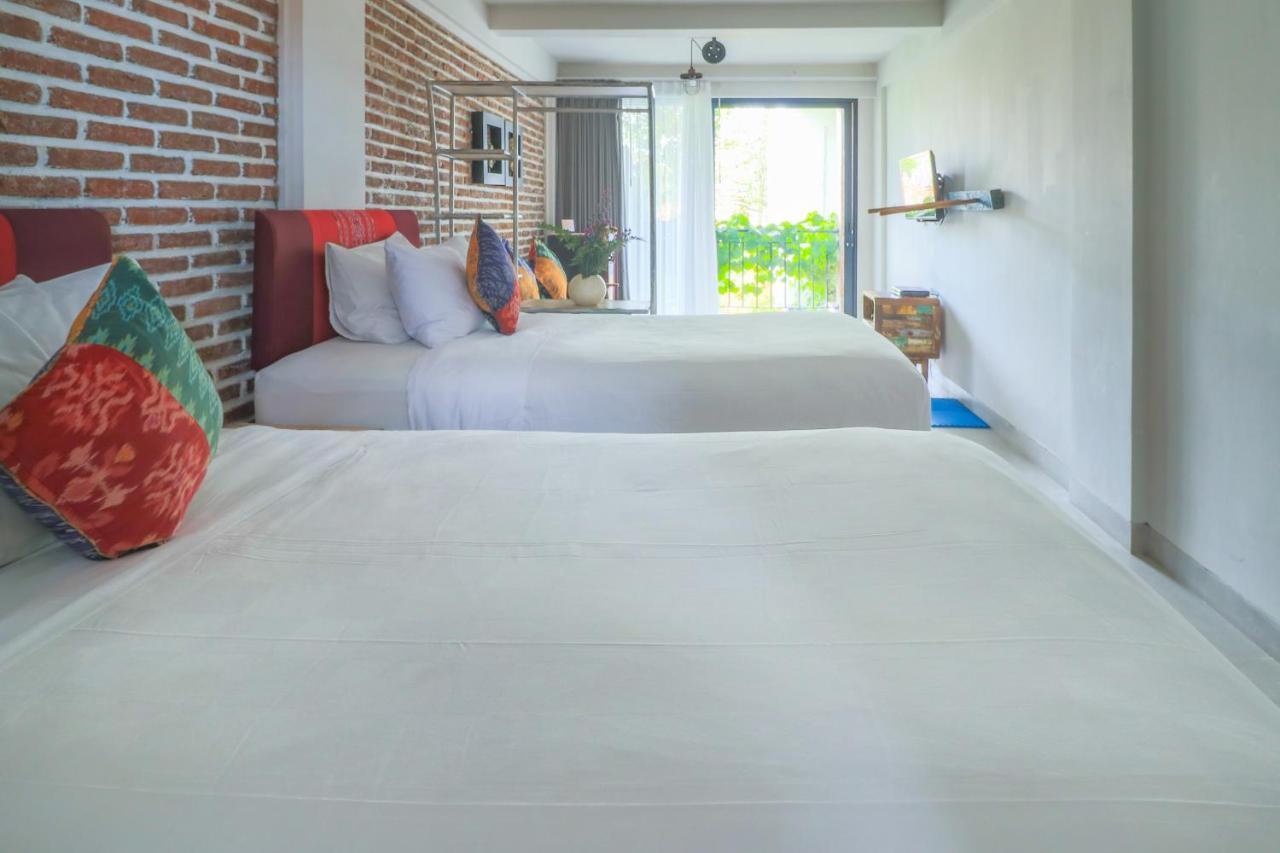 Base Guest House Canggu Exterior foto