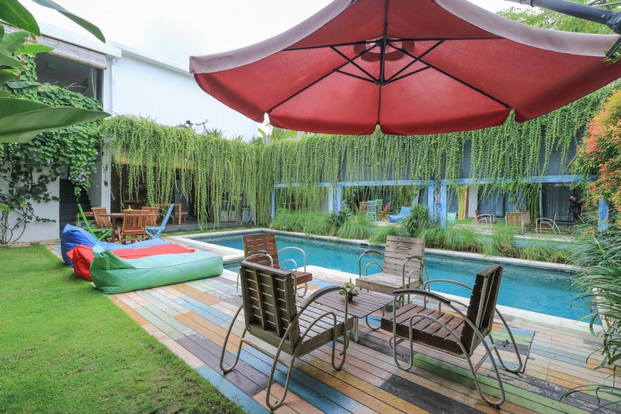Base Guest House Canggu Exterior foto